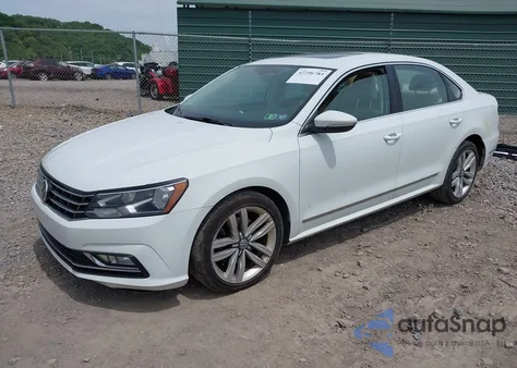 2016 Volkswagen Passat 1.8T Sel из США, поврежденный, VIN 1VWCT7A33GC065582